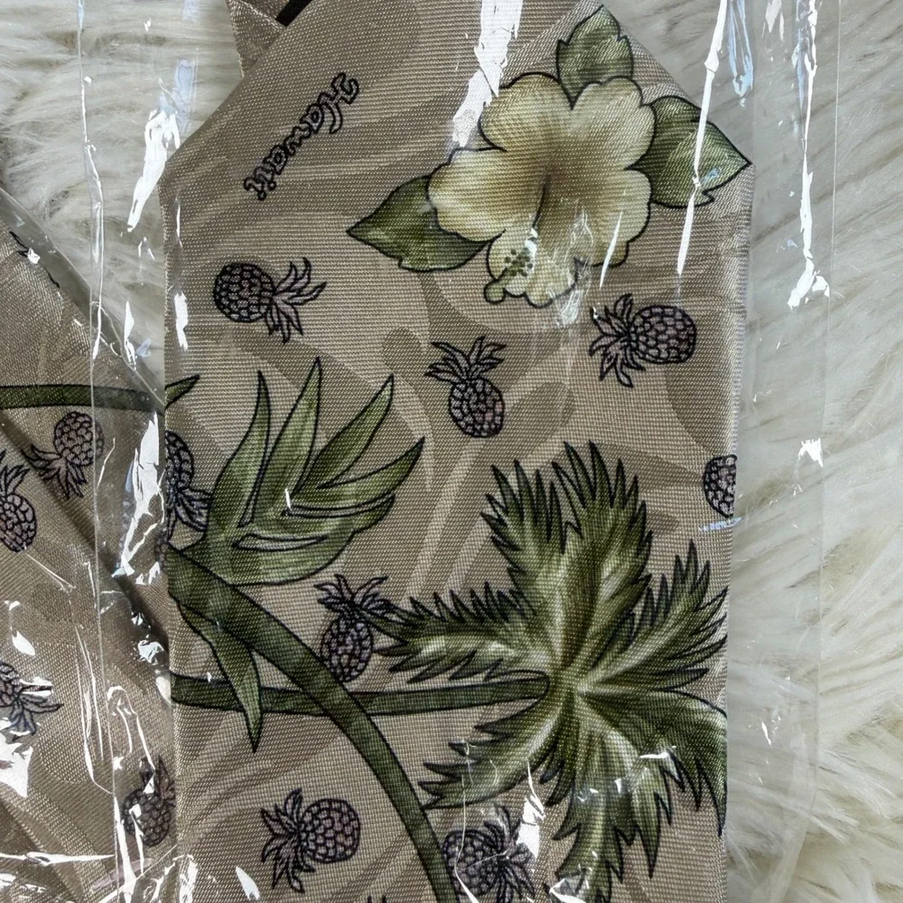 Hilo Hattie Tropical‎ Hawaii Mens Palm Tree Pineapple Hibiscus Necktie Handmade